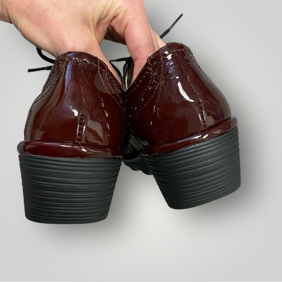 NWOT FLY LONDON Patent Leather Oxford Wedges Sz 37 - Picture 11 of 11